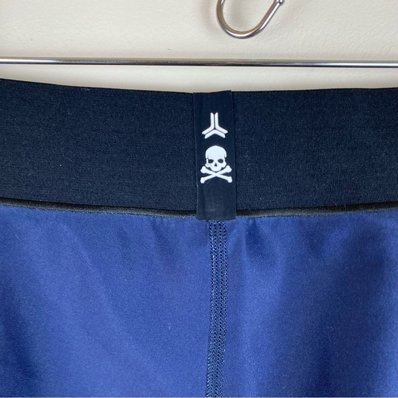 Ultracor x SoulCycle Skull Double Stripe Leggings - Picture 8 of 9